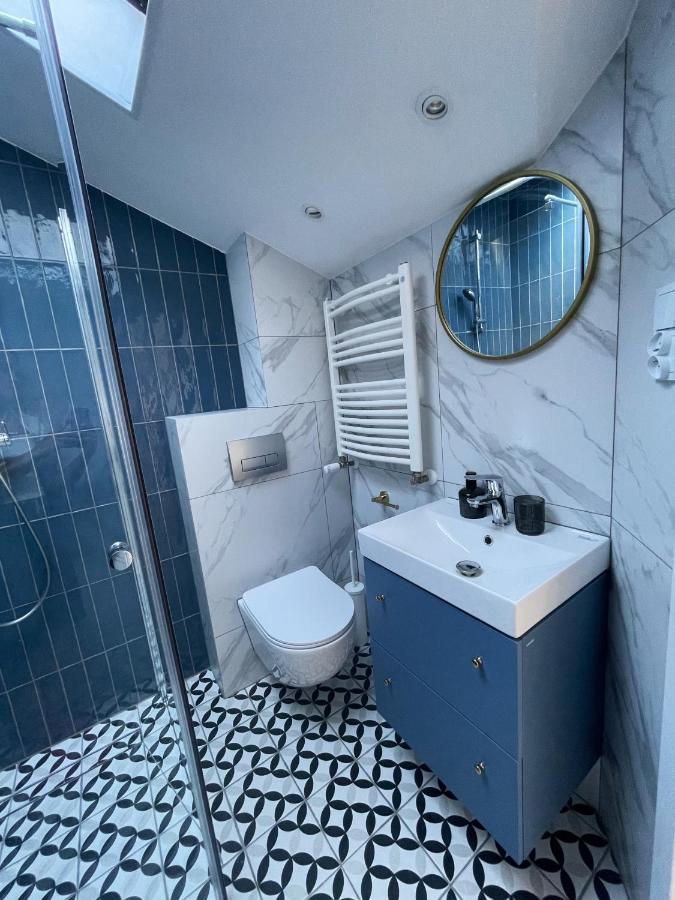 Dubois Apartment